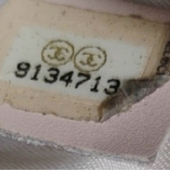 Authentic Small Chanel Travel Tote Bag w/Hologram Serial Number (Preloved) - Picture 12 of 16